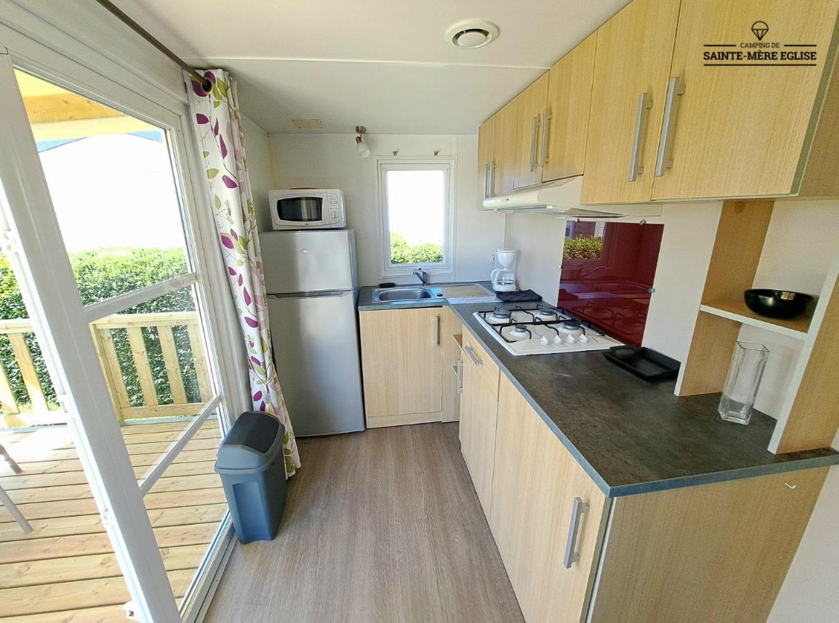 Camping Sainte Mere Eglise מראה חיצוני תמונה