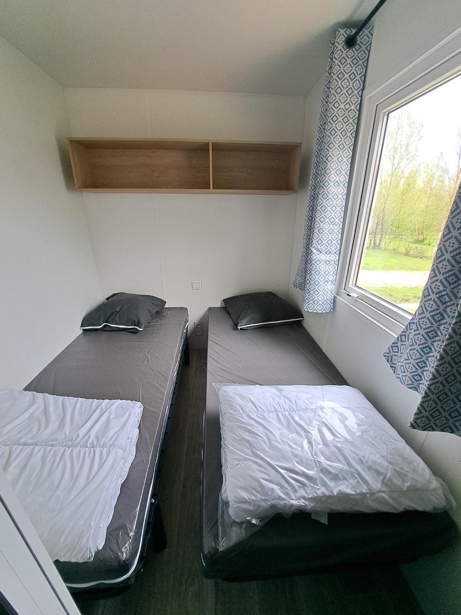 Camping Sainte Mere Eglise מראה חיצוני תמונה