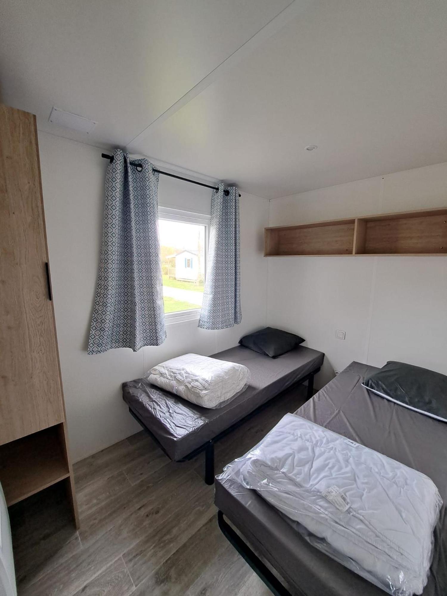 Camping Sainte Mere Eglise מראה חיצוני תמונה