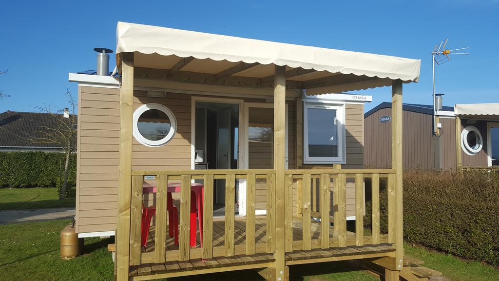 Camping Sainte Mere Eglise מראה חיצוני תמונה