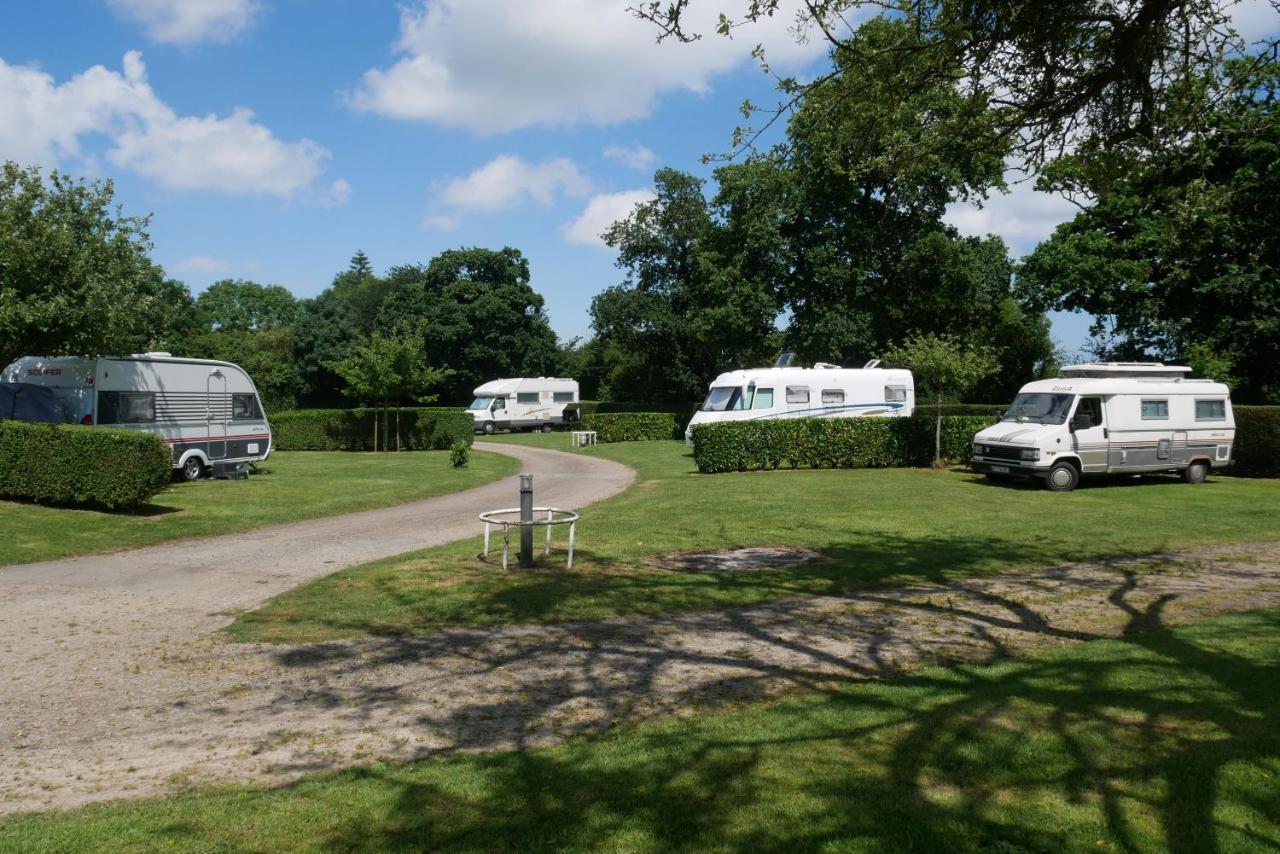 Camping Sainte Mere Eglise מראה חיצוני תמונה