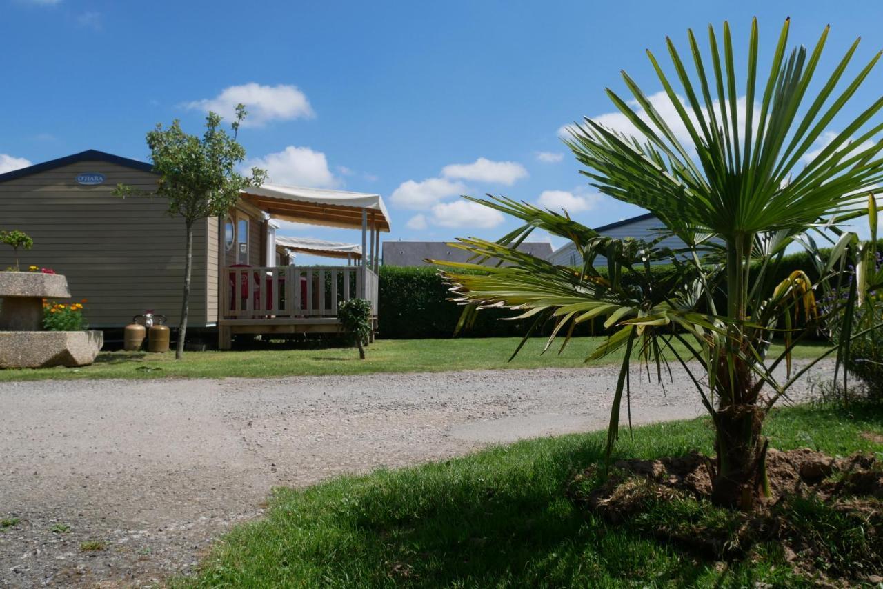 Camping Sainte Mere Eglise מראה חיצוני תמונה