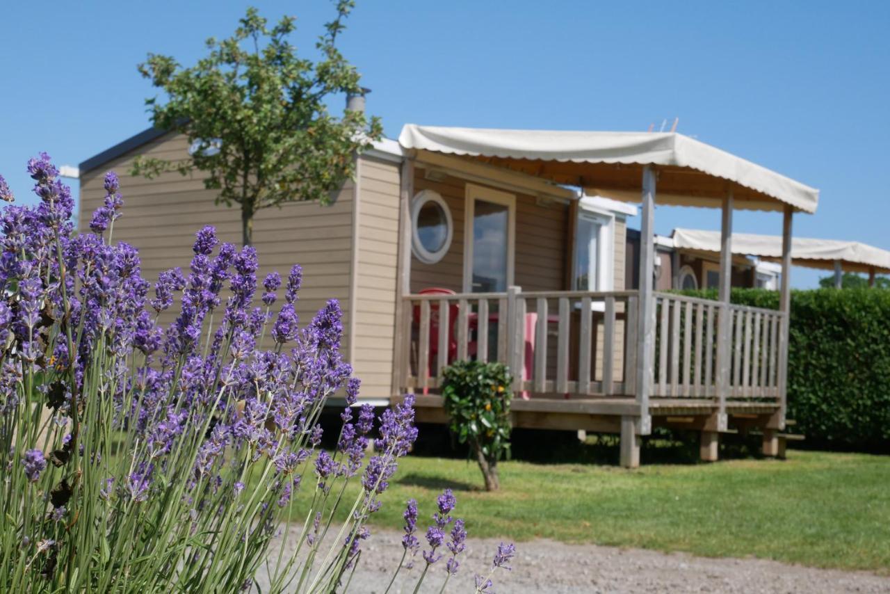 Camping Sainte Mere Eglise מראה חיצוני תמונה