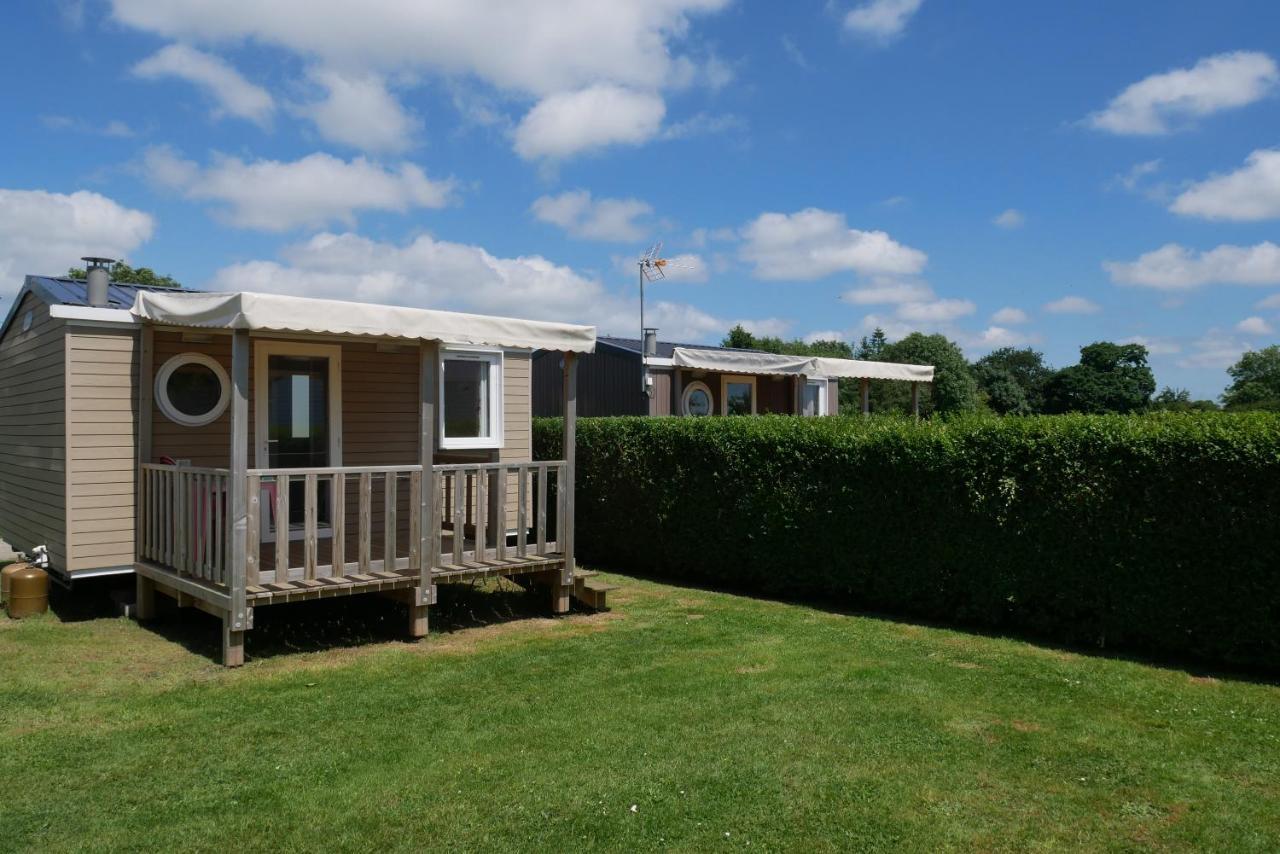 Camping Sainte Mere Eglise מראה חיצוני תמונה
